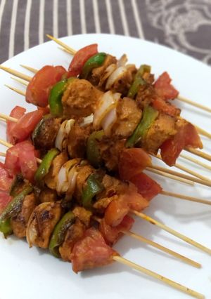 A picture of Chicken shishtok.