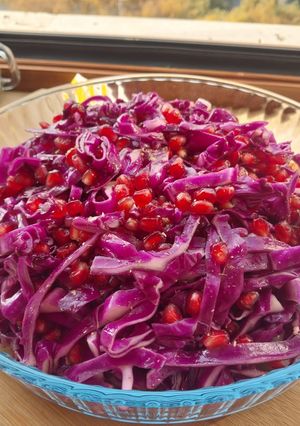 عکسی از دستور سالاد کلم و انار🥗
