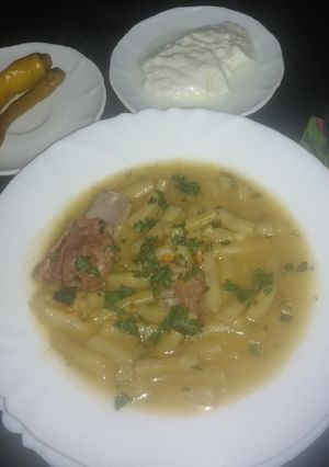 O poză a rețetei Fasole verde cu costiță.