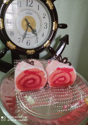 ஜாம் ரோல் கேக் (Jam roll cake recipe in tamil) செய்முறை முக்கிய புகைப்படம்