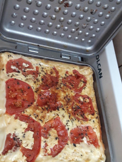 Una foto de Tarta caprese en flip