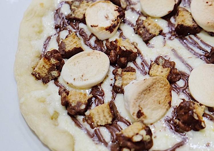 Pizza manis coklat keju