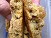 Una foto de galleta de avena miel y naranja