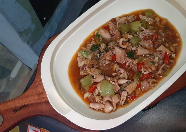 Tumis cumi asin saos ala restoranš¤¤š