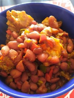 Una foto de Cazuela de zaragozas y chicharrón en airfryer