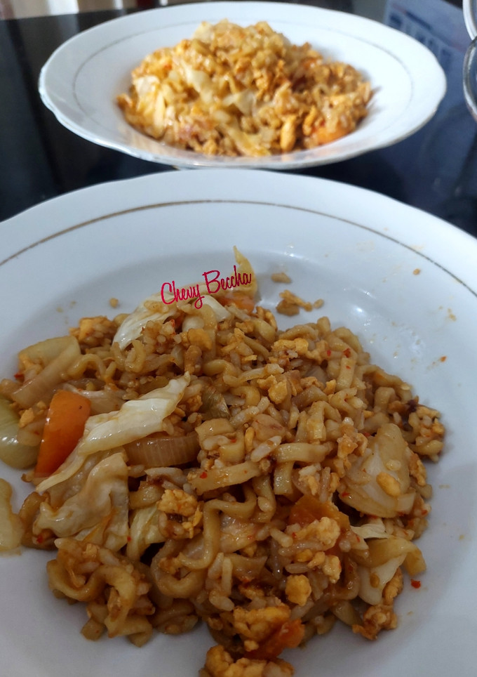 Foto resep Magelangan (Nasi goreng campur mie)