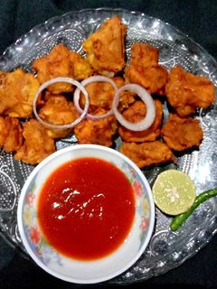 চিকেন পকোড়া(chicken pakoda recipe in Bengali) রেসিপির প্রধান ছবি