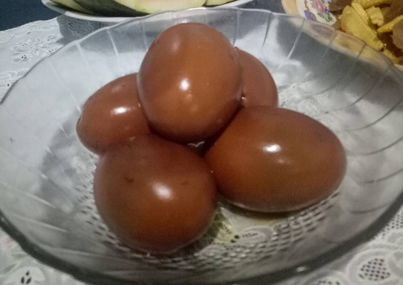 Telur bacem