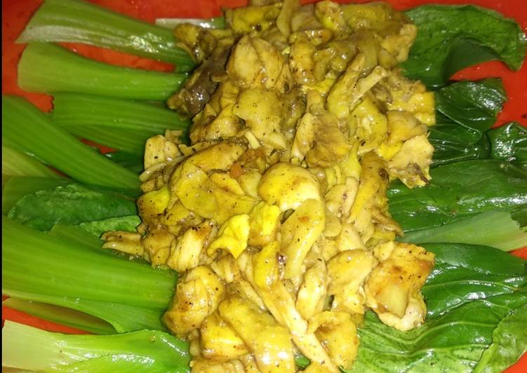 Pokcoy Disiram Ayam