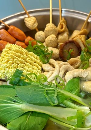 Hình của món Lẩu Tokbokki chả cá Hàn Quốc.