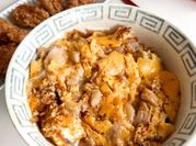 Gambar oyakodon chicken