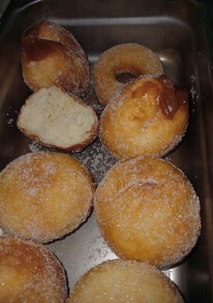 Una foto de 🥯Bolitas de fraile y rosquitas🤤