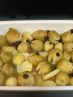 Una foto de Coles de Bruselas en salsa de naranja y miel 🍯