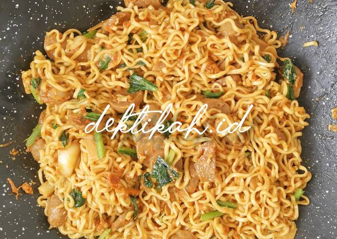 Cara praktis memasak Mie goreng telor 15 menit dijamin nikmat