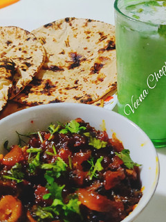 खट्टे मीठे करेले (khatte meethe karele recipe in Hindi) रेसिपी मुख्य फोटो