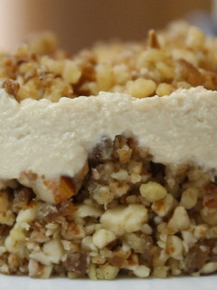 Una foto de Mini tarta vegana de tofu y vainilla en 10 min - 👉 Postres Veganos Fáciles y Rápidos
