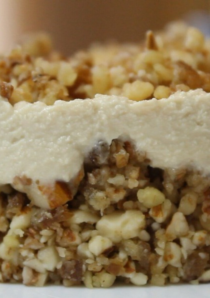 Una foto de Mini tarta vegana de tofu y vainilla en 10 min - 👉 Postres Veganos Fáciles y Rápidos