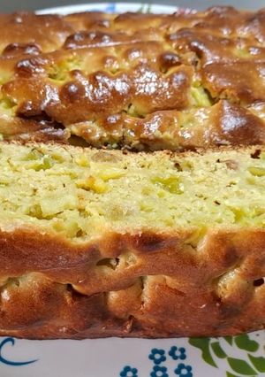 Una foto de Budín húmedo de melón y coco