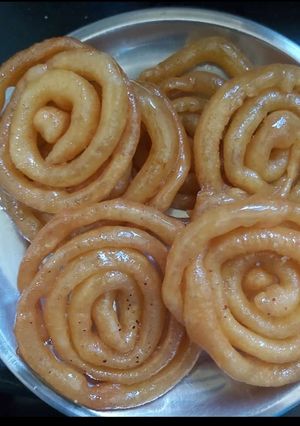 A picture of Instant jalebi.