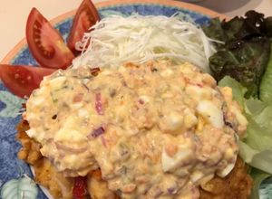 Una foto de Pollo Nanban en MIYAZAKI Japonés MIYAZAKI TIQUIN NANBAN 🇺🇾🇯🇵宮崎チキン南蛮