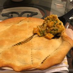 A picture of Sweet potato curry pie.