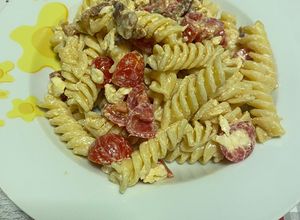 Foto di Pasta fredda stracciatella pachino e guanciale 🤩
