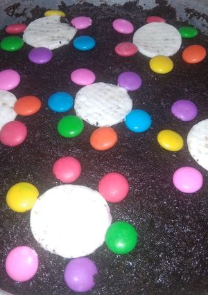 A picture of Oreo Biscuit Cake.