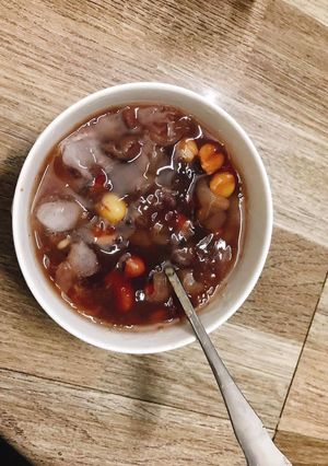 Hình của món Chè Long Nhãn.