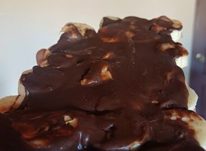 Una foto de Bocado plátano y chocolate