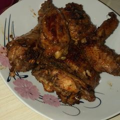 A picture of Honey grill chicken part.
