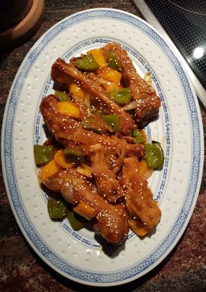 Hình của món Sườn Xào Chua Ngọt.