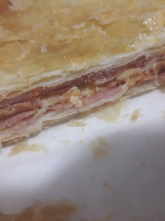 Una foto de Empanada con un toque de chorizo