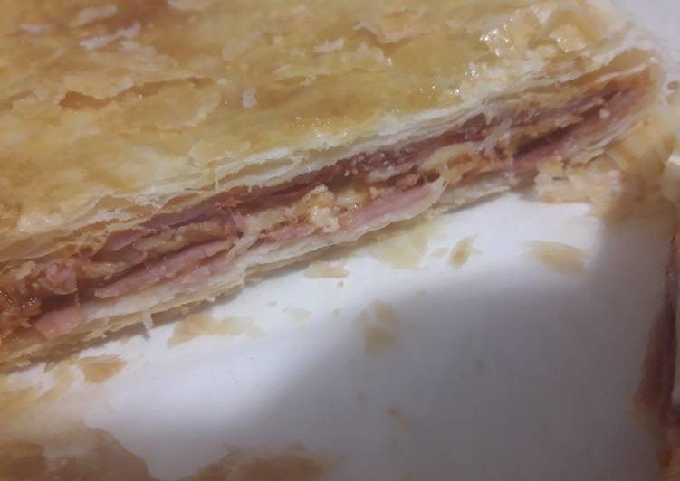 Empanada con un toque de chorizo