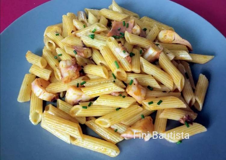 Macarrones con pulpo a la gallega