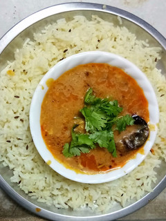 દાળ તડકા & જીરા રાઈસ(dal tadka and jira rice recipe in gujarati) રેસીપી મુખ્ય ફોટો
