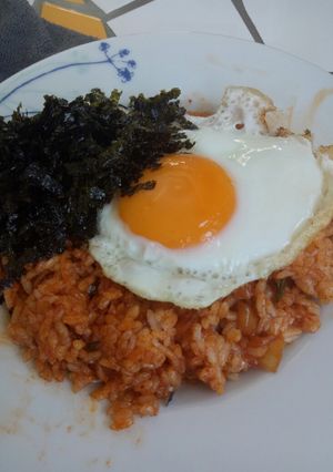 Foto resep Nasi goreng Kimchi mozarella/ Kimchi fried rice mozzarella
