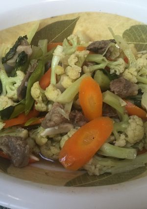 Foto resep Kembang kol cah beef ala sederhana