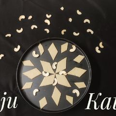 A picture of Kaju Katli (Cashew Burfi).