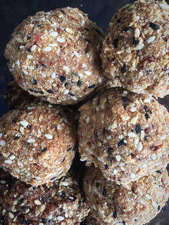 A picture of Flaxseed ladoo.