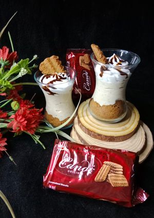 A picture of Candi Parfait.