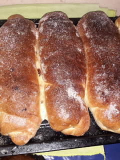 Una foto de Panes con dulce de membrillo