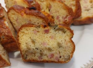 Une photo de Cake jambon olives