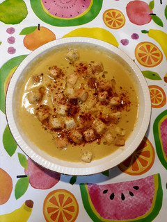 Una foto de Puré de zanahoria con nueces y queso