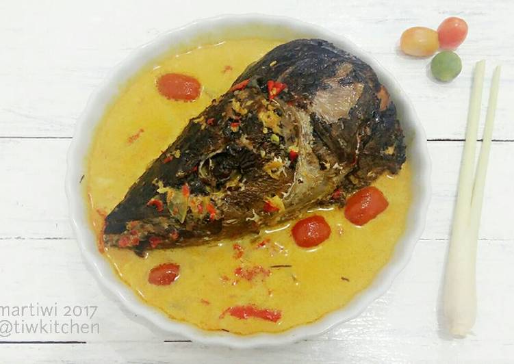 Cara Menghidangkan Mangut Kepala Ikan Manyung khas Semarang yang Sempurna!