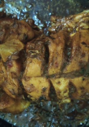A picture of Chicken tikka.