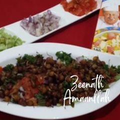 A picture of Microwave Sprouted Chana Chaat.
