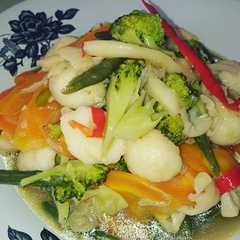 รูปของ Capcay Bakso Jamur Tiram
