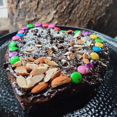 A picture of Dark Chocolate cake.