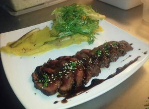 Una foto de Salsa balsamic teriyaki