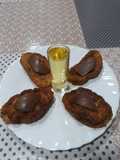 Torrijas con chocolate y chupito de mistela